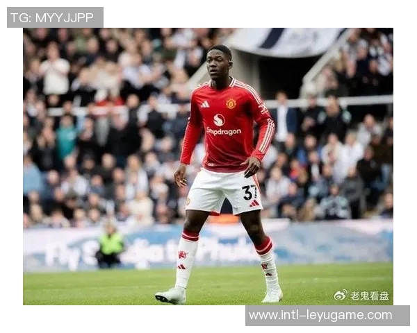 曼联不愿放梅努离队曹哥呼吁更高转会费以寻替代者