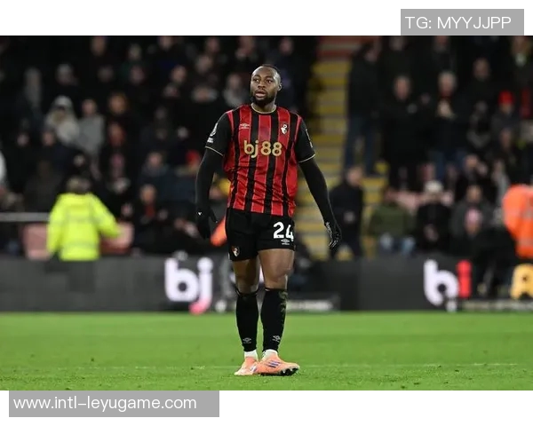 曼联全力追逐塞梅尼奥愿意调整战术与阵型以达成目标